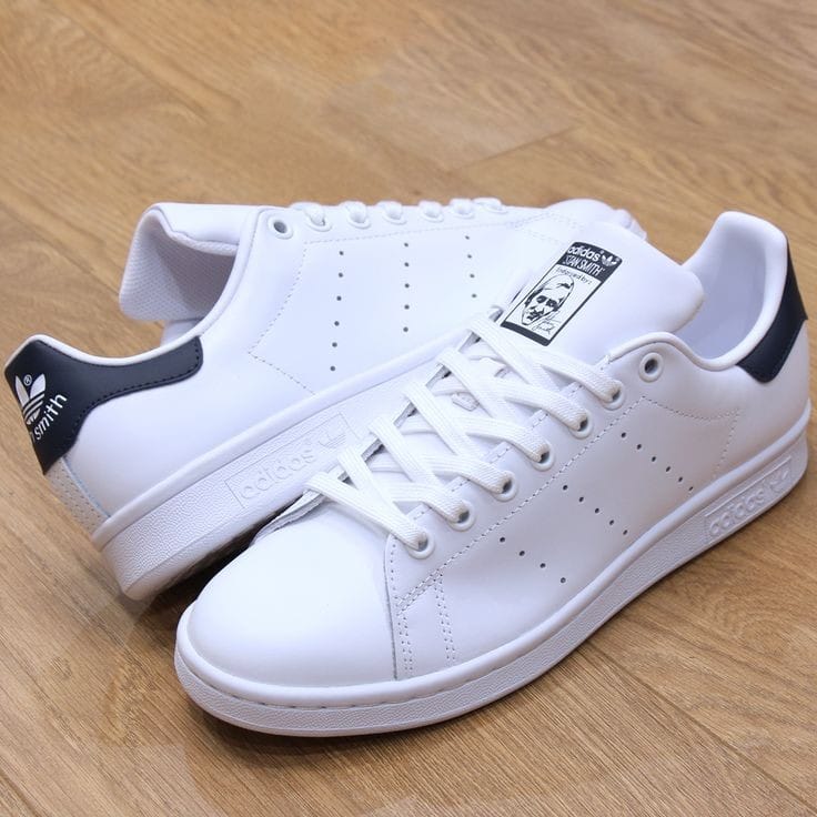 White unisex shoes