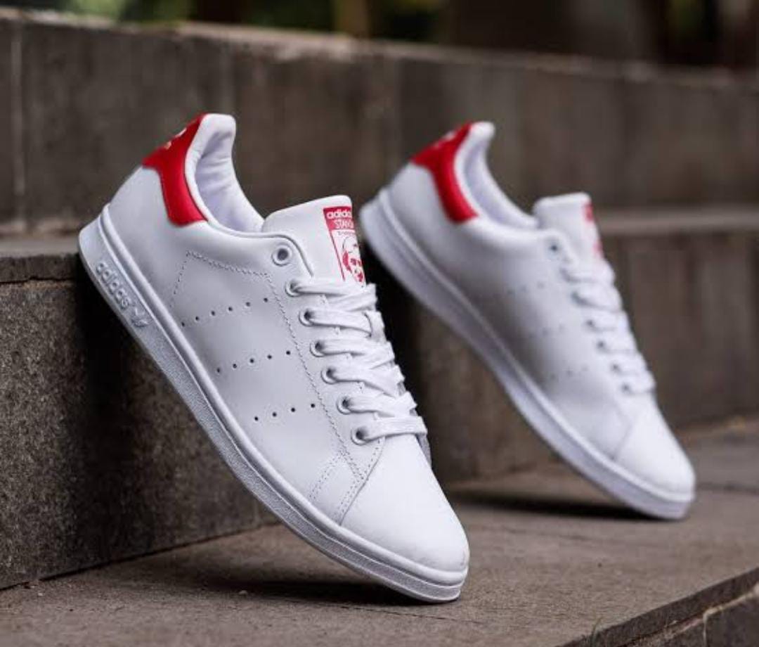 White unisex shoes